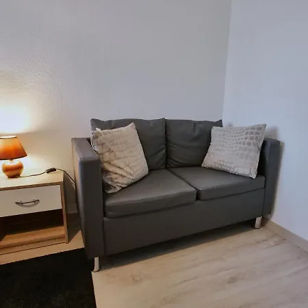 Raha Apartments - Ruhige Und Charmante Wohnung - Nah Hauptbahnhof - Balkon - Vollausstattung Ερφούρτη