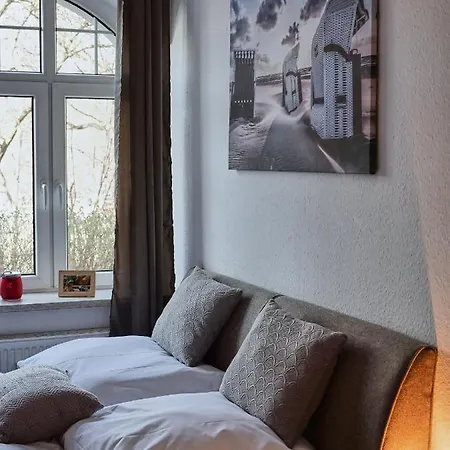 Hbf - Bahnhof דירה ארפורט